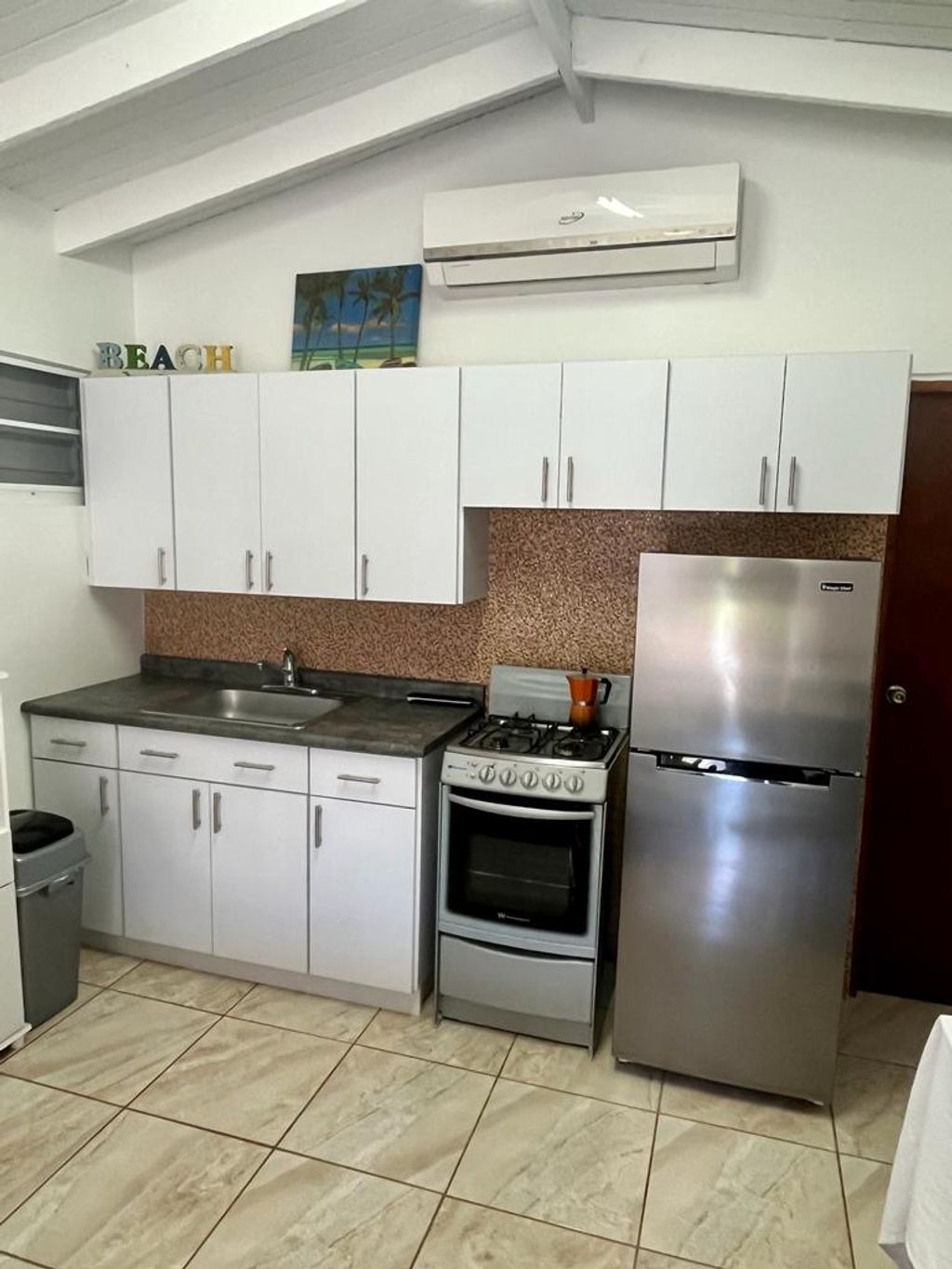 The Captains Studio, Bo Calvache Sector Valle Escondido Rincon 00677 PR