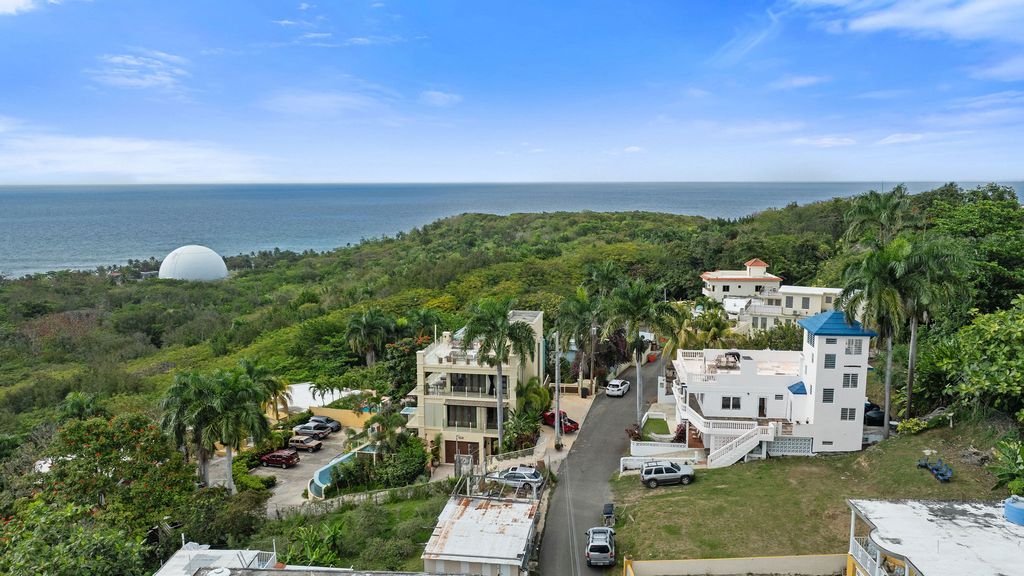 Carr 413 Int Calle Vista Nuclear Rincon 00677 PR