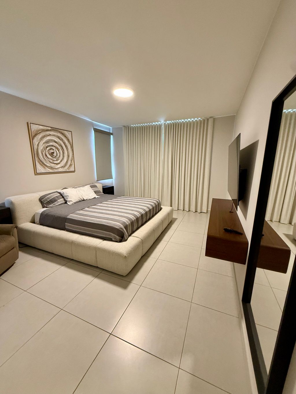 172, Urb. Las Ramblas, Calle Catalonia Guaynabo 00970 PR