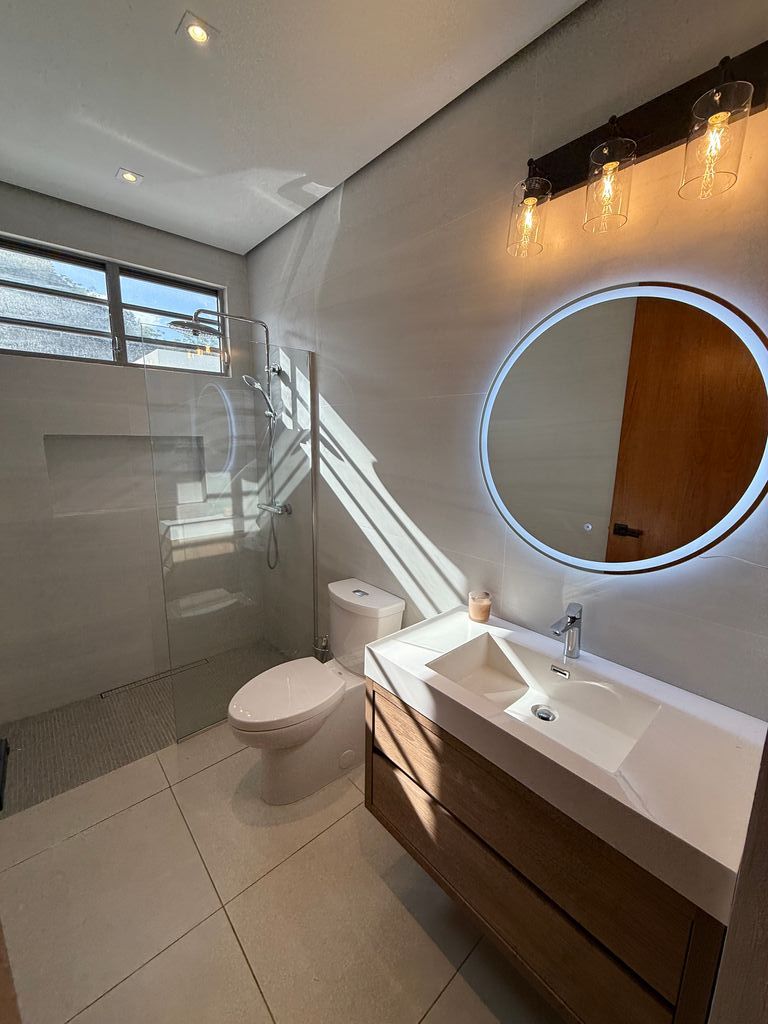 172, Urb. Las Ramblas, Calle Catalonia Guaynabo 00970 PR