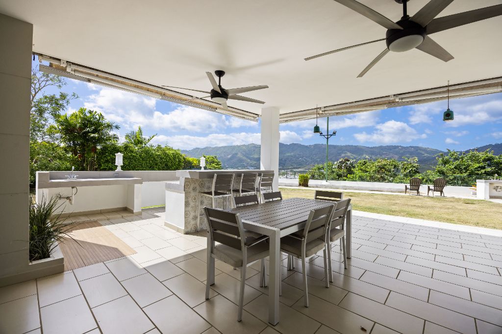 203 Los Altos , Ciudad Jardin, Gurabo - 39