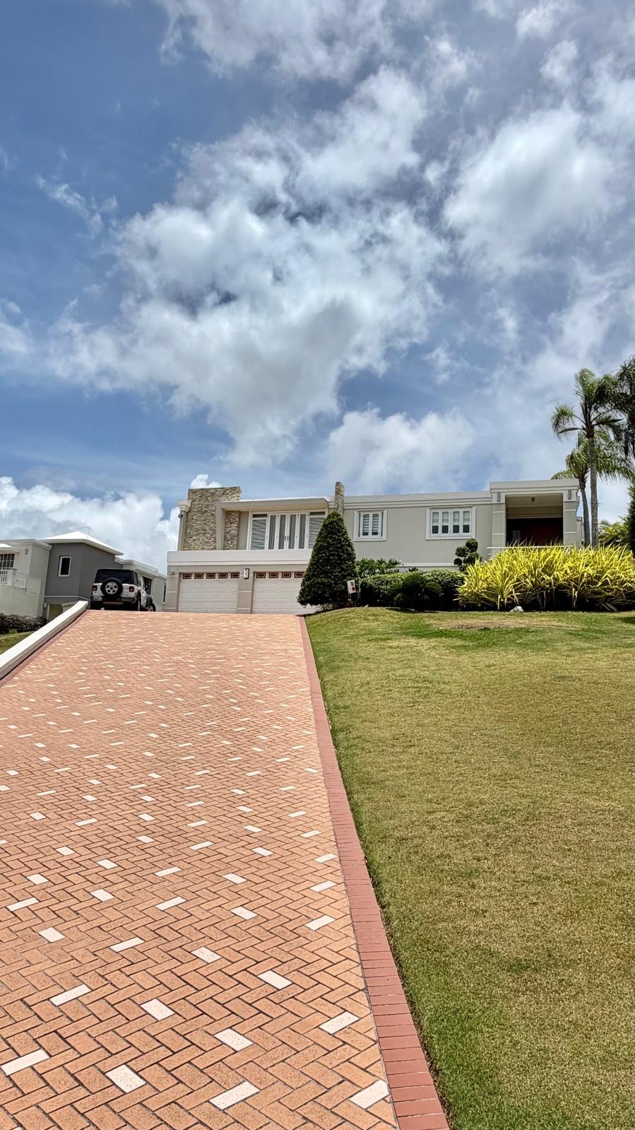 Sol #53, Calle 7, Urb. Camino Real, Caguas - 1