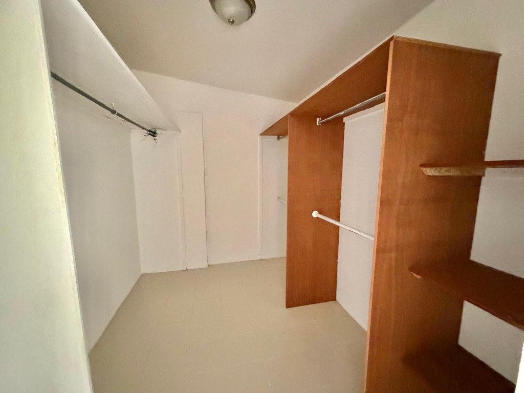 BLQ H E 183, Mar Coral, Urb. Villamar, Calle 5, Carolina - 15