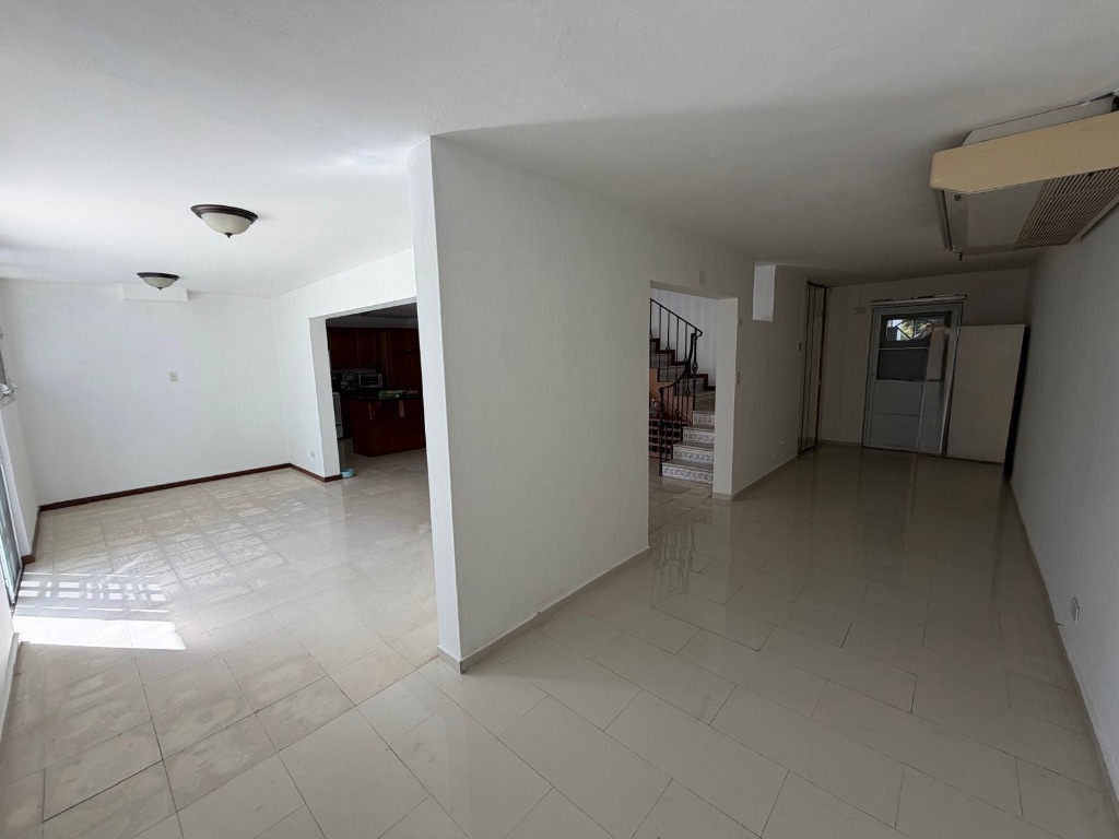 BLQ H E 183, Mar Coral, Urb. Villamar, Calle 5, Carolina - 3