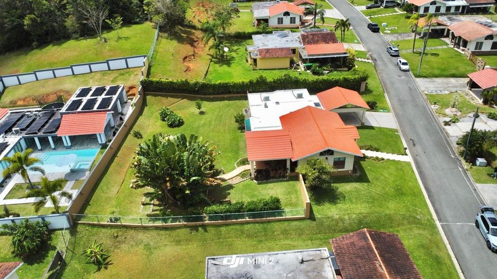 Urb. Hacienda Sabanera, Camino Gran Vista 99 Cidra 00739 PR