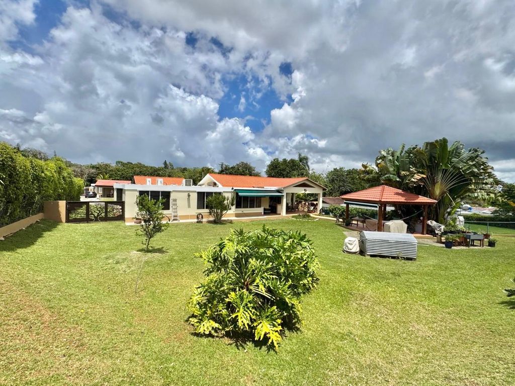Urb. Hacienda Sabanera, Camino Gran Vista 99 Cidra 00739 PR