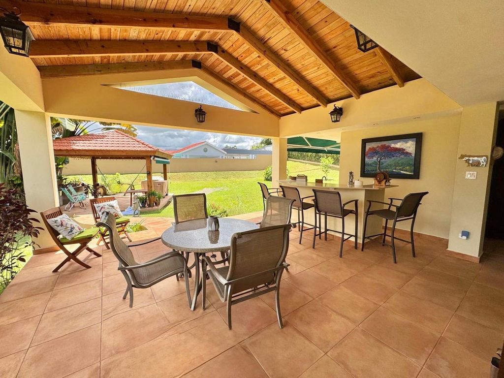 Urb. Hacienda Sabanera, Camino Gran Vista 99 Cidra 00739 PR