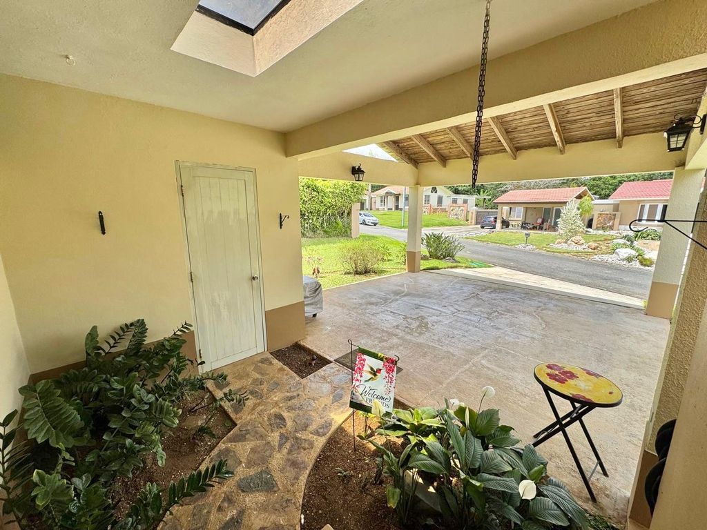Urb. Hacienda Sabanera, Camino Gran Vista 99 Cidra 00739 PR