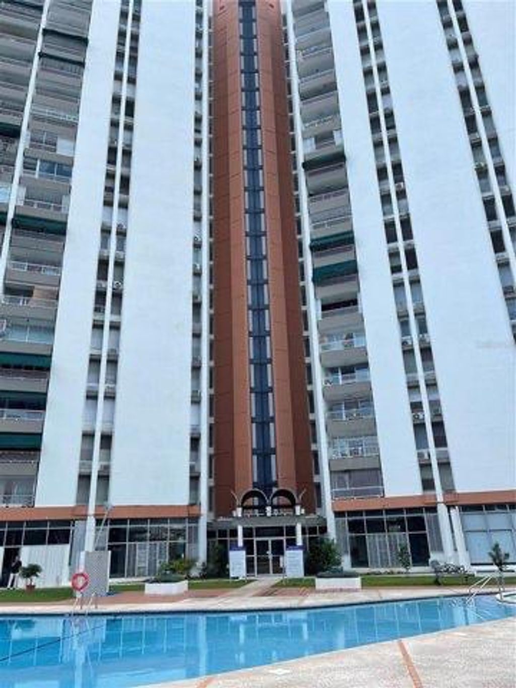 APT 1511, Cond. Segovia, Hato Rey San Juan 00918 PR