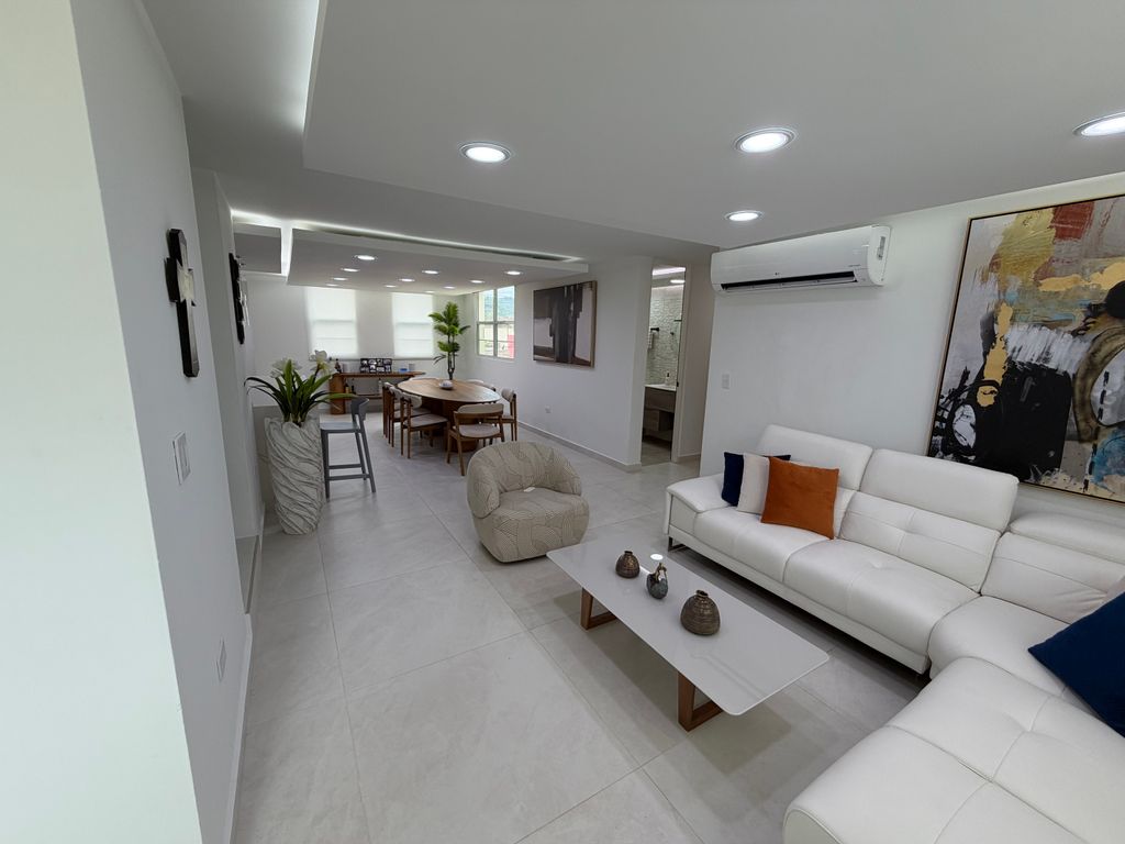 X-302, Gran Boulevard Los Prados, Islabella Los Prados Caguas 00727 PR
