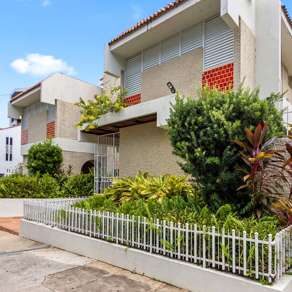 655, Calle José Martí, Urbanización Miramar, San Juan - 5