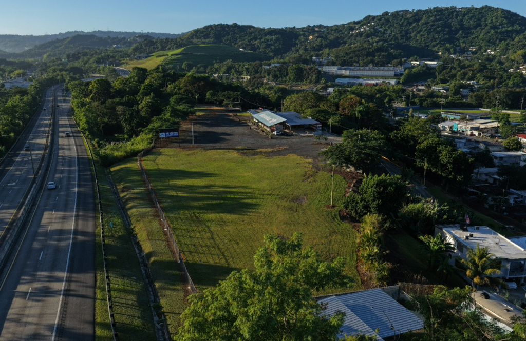 1.1 KM INTERIOR , 169 St, Camarones Ward Guaynabo 00969 PR