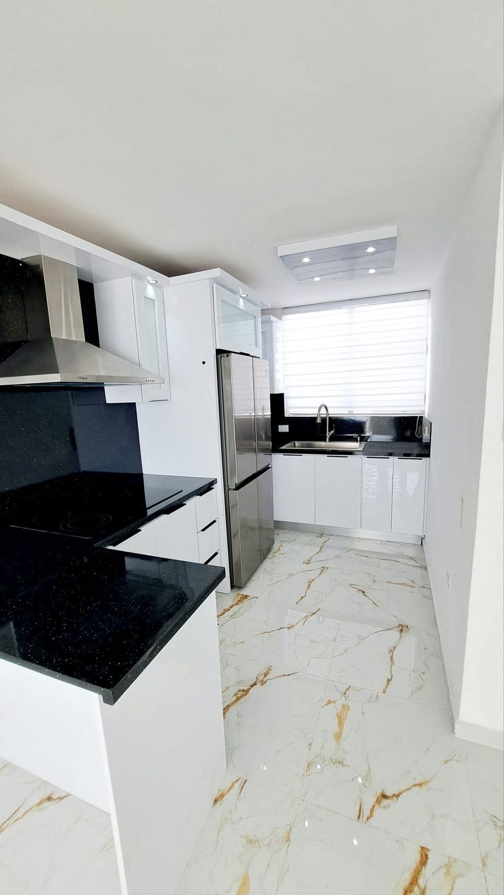 233, Ed 9 Calle Los Meritos Condominio Paseo Del Puerto Ponce 00728 PR