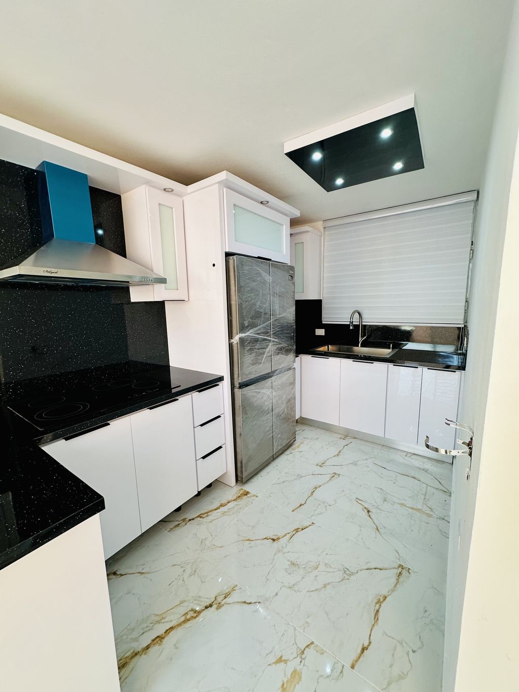 233, Calle Los Meritos Paseo Del Puerto Ponce 00728 PR