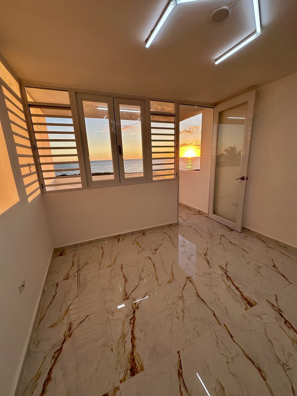 233, Ed 9 Calle Los Meritos Condominio Paseo Del Puerto Ponce 00728 PR