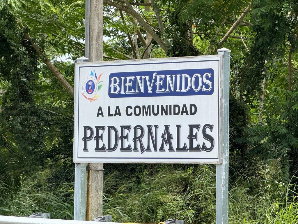 SOLAR C/2, Barrio Pedernales, Cabo Rojo - 4