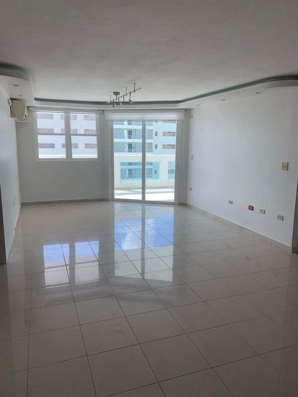 15,  San Juan 00918 PR