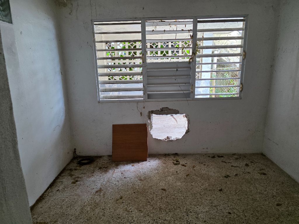 19, Calle Asuncion Ray Mundis, Barrio Santa Rosa Iii, Guaynabo - 12