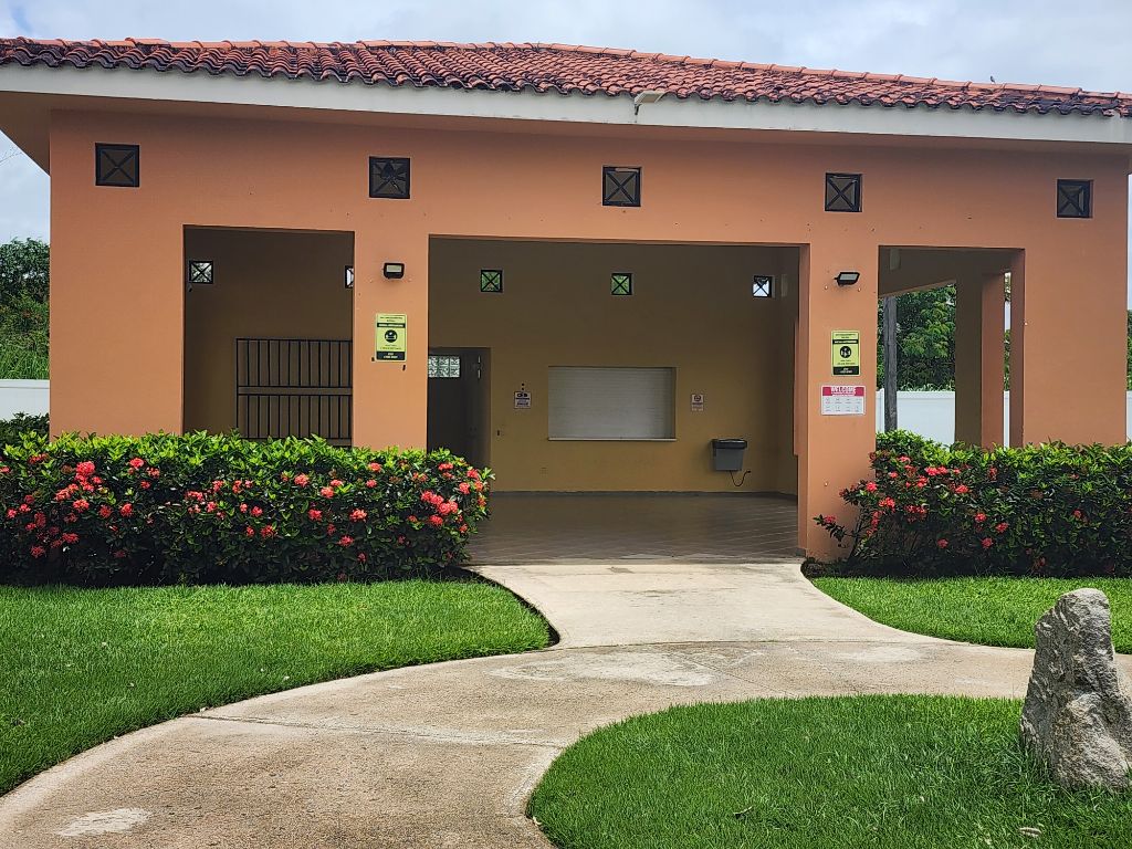 S 7, Calle Malaquita, Praderas De Navarro, Gurabo - 28