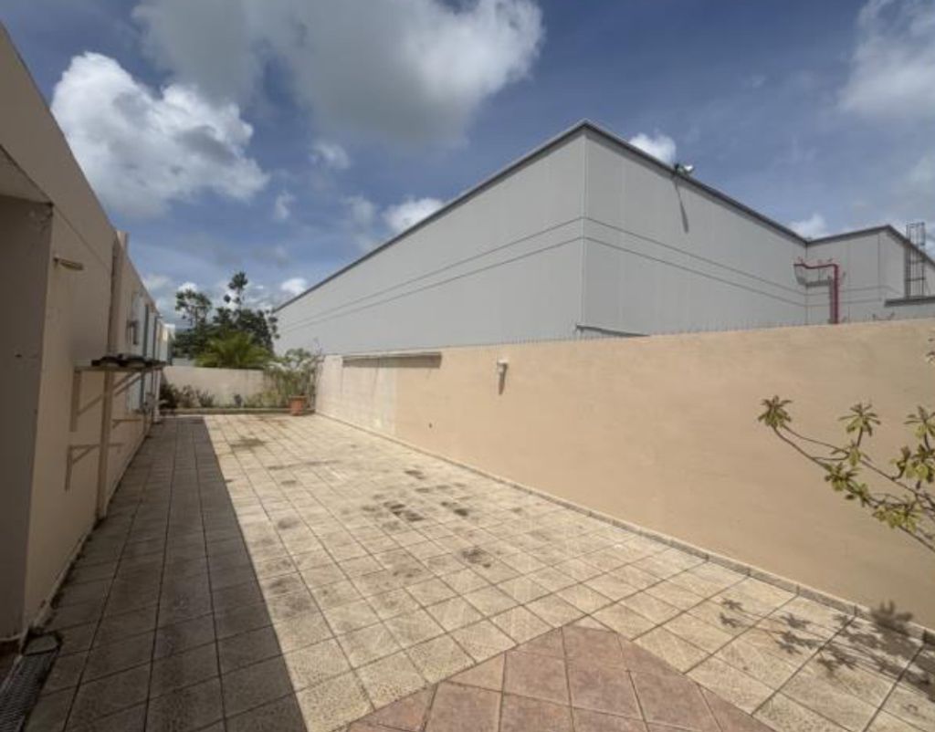 B-11, Calle Andros Las Piedras 00771 PR