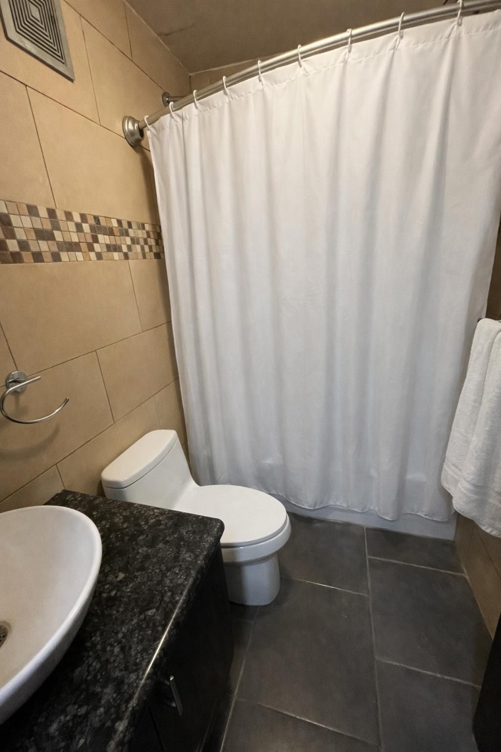 205, Paraiso Escondido Cabo Rojo 00622 PR