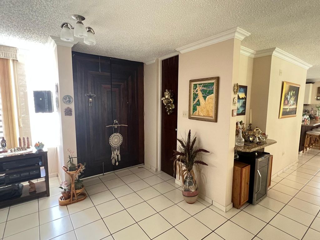 Urb. Estancias Del Río, Yaguez 46 Aguas Buenas 00703 PR