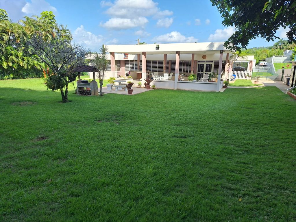 Urb. Estancias Del Río, Yaguez 46 Aguas Buenas 00703 PR