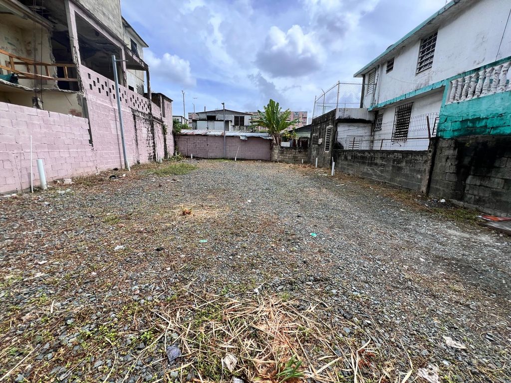 Bo. Santurce, Calle Aurora 1004 San Juan 00907 PR