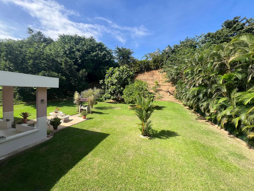 Urb. Estancias Del Río, Yaguez 46 Aguas Buenas 00703 PR