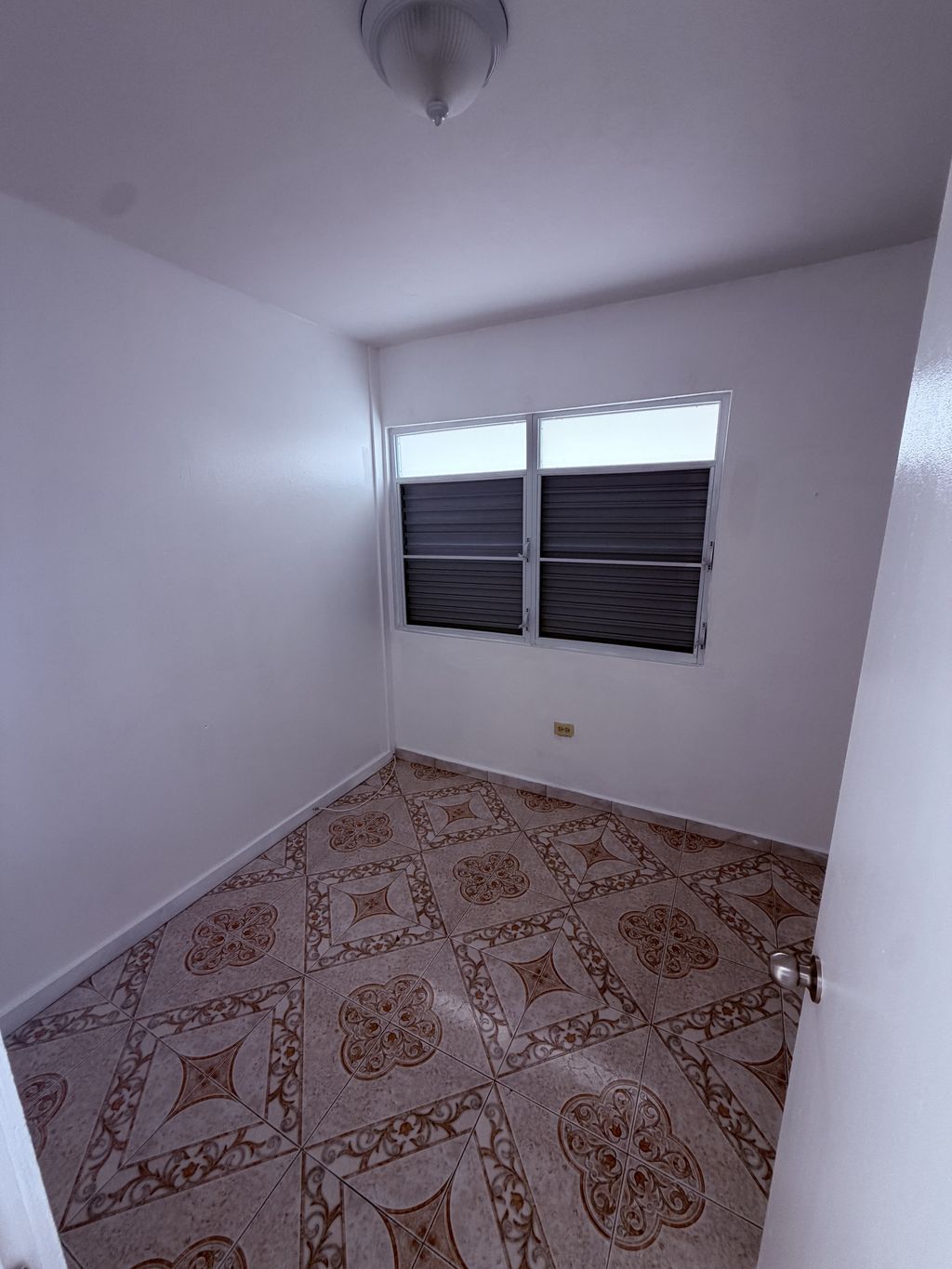 E16, 2, Urb. Reparto San Jose Gurabo 00778 PR