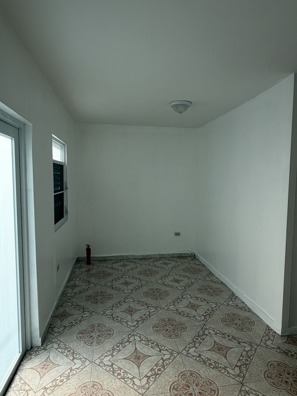 E16, 2, Urb. Reparto San Jose Gurabo 00778 PR