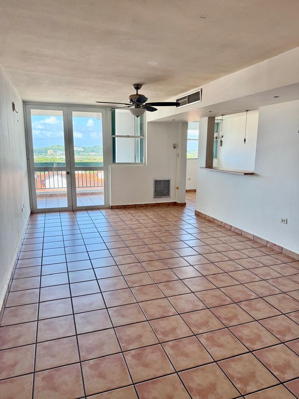 bo frailes, cond la villa, Cond La Villa Garden  26 Carr 833  Guaynabo Pr 009 Guaynabo 00971 PR