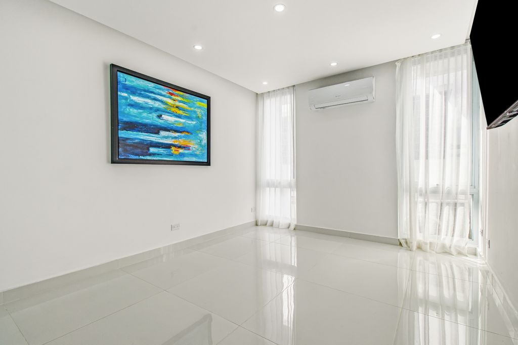 5757, Avenida Isla Verde Carolina 00979 PR