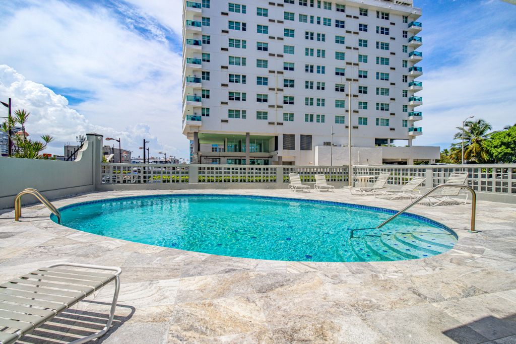 5757, Avenida Isla Verde Carolina 00979 PR