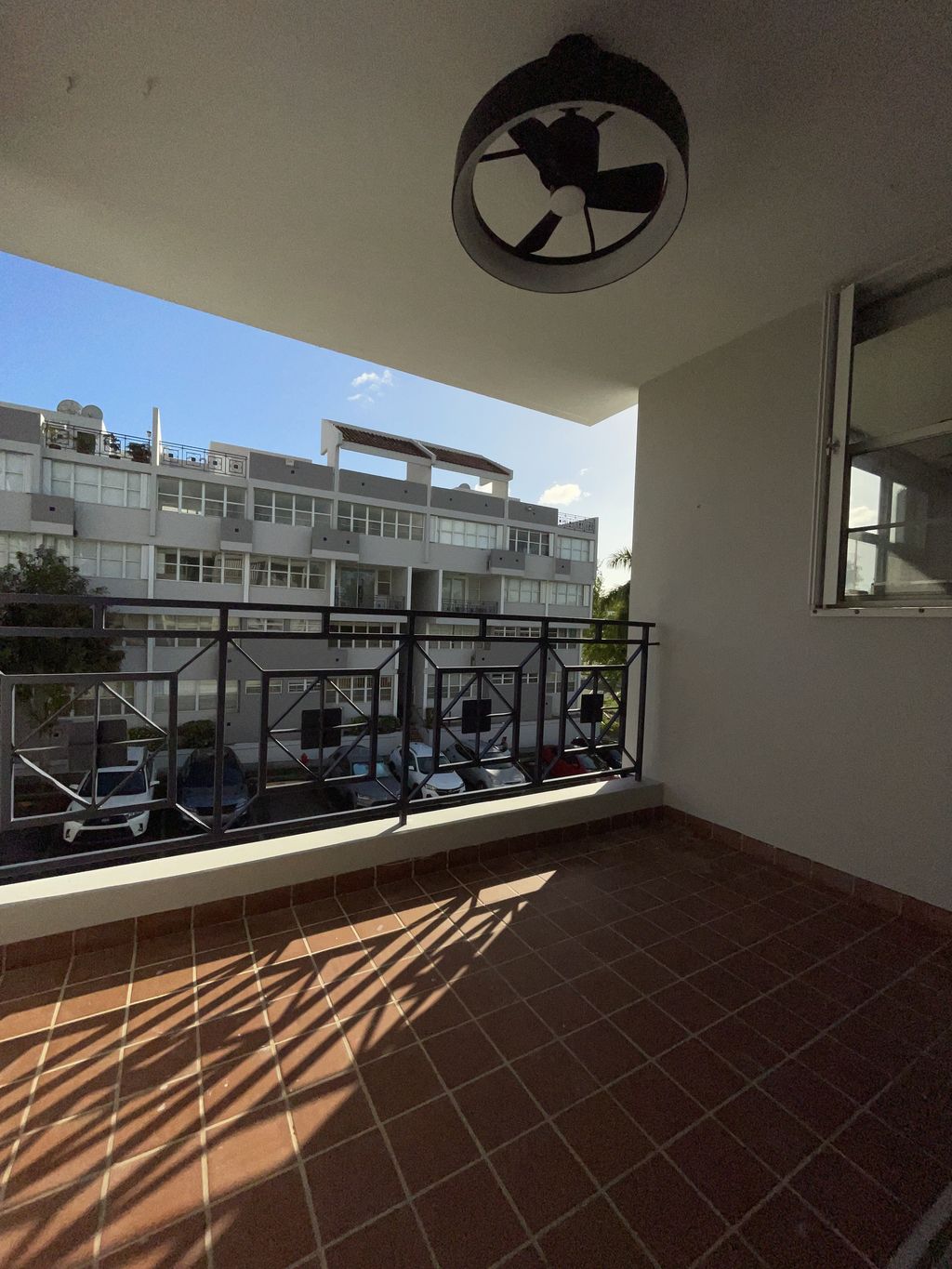 2503, Condominio Tropical Court San Juan 00926 PR