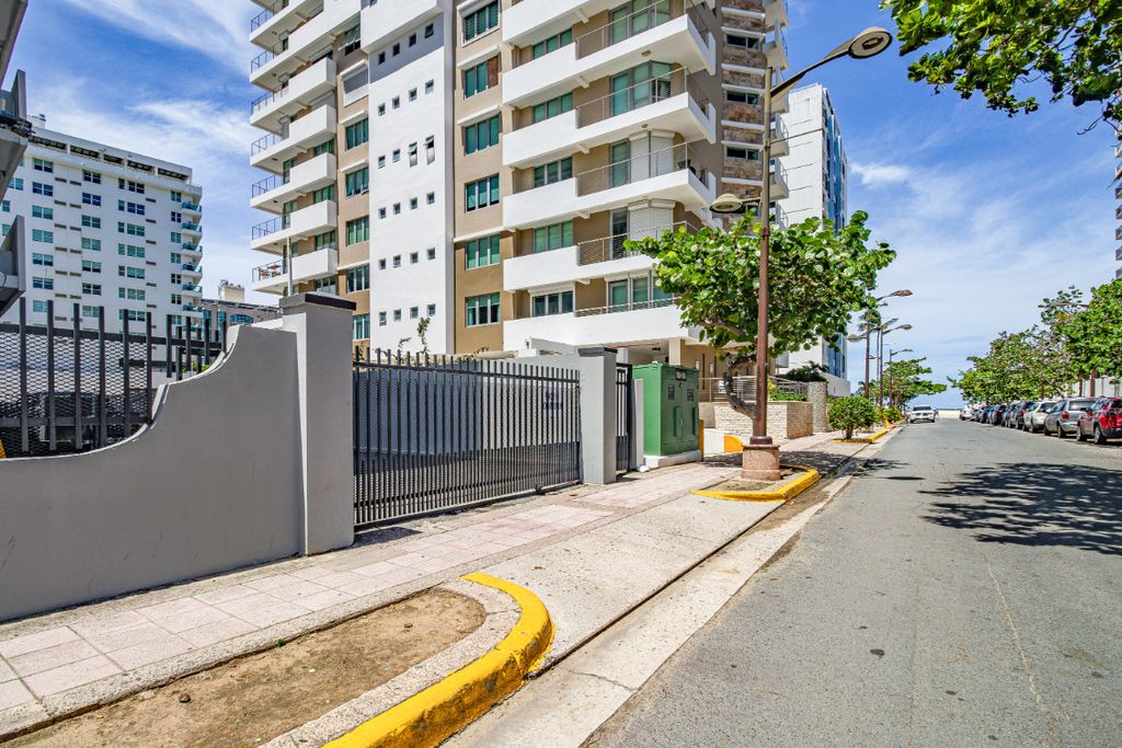 5757, Avenida Isla Verde Carolina 00979 PR