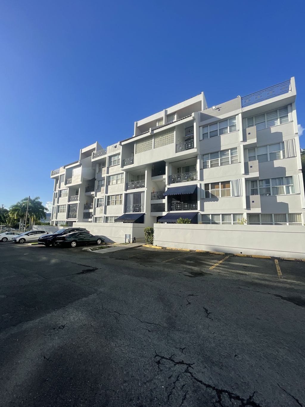 2503, Condominio Tropical Court San Juan 00926 PR