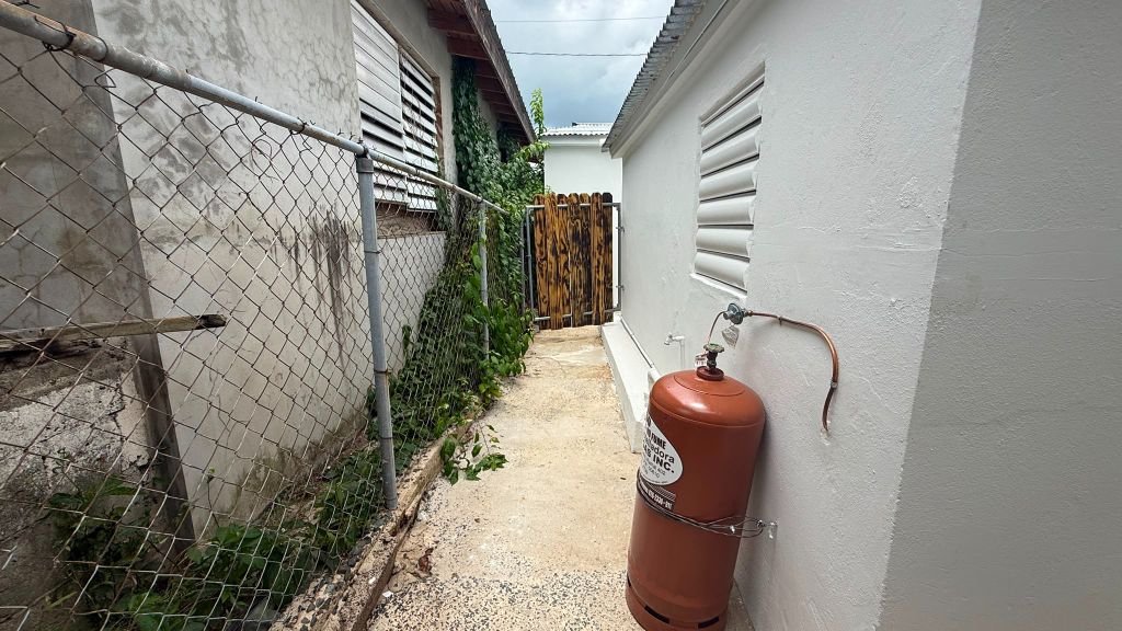 UNIT #2, Calle Tetuan Oeste 2, Anasco - 10