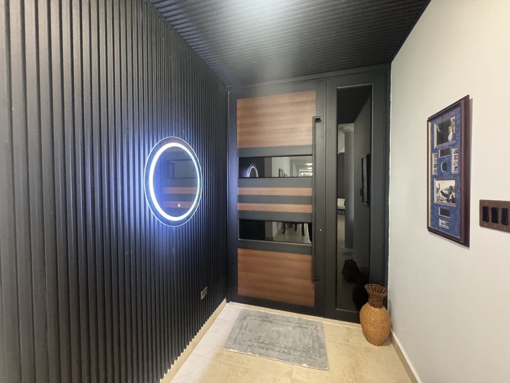 44, Jasper, Treasure Point Dorado 00646 PR