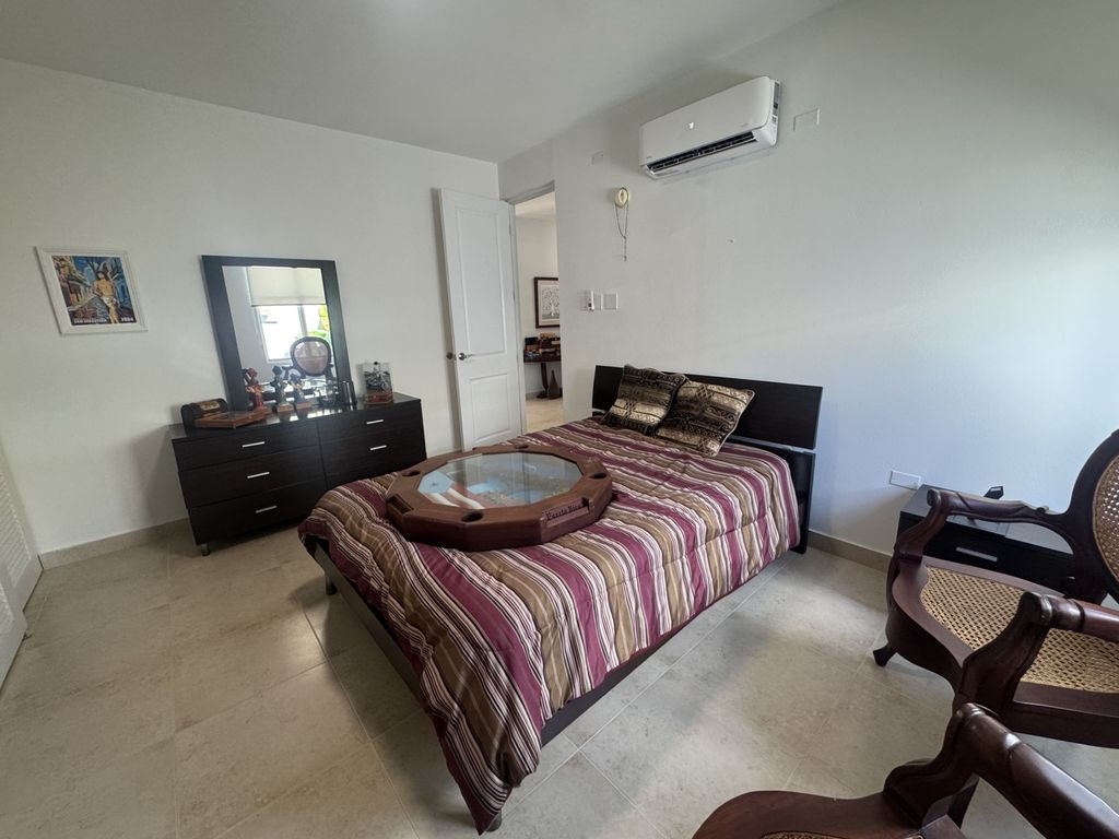 44, Jasper, Treasure Point Dorado 00646 PR