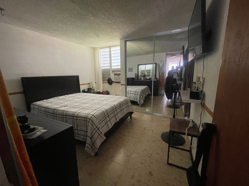 J3 , 6, Vista Monte Cidra 00739 PR