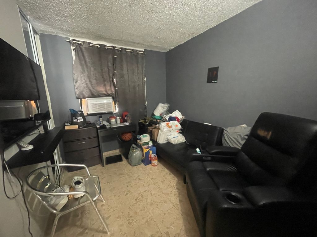 J3 , 6, Vista Monte Cidra 00739 PR