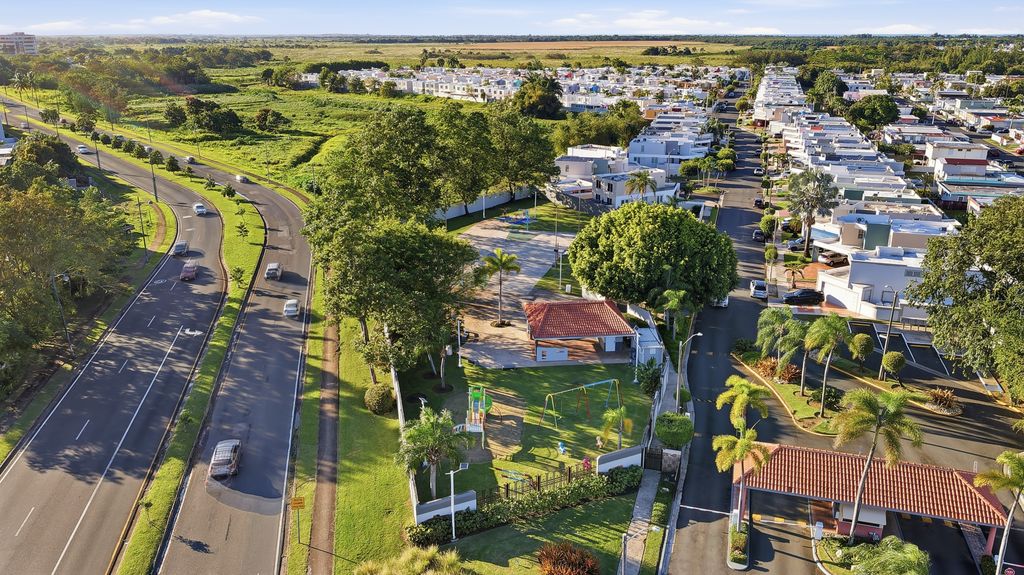 MM124, Calle Pelicano, Mansion Del Mar Toa Baja 00949 PR