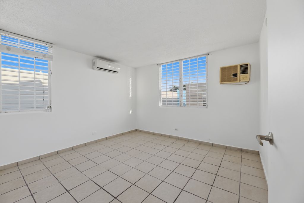 MM124, Calle Pelicano, Mansion Del Mar Toa Baja 00949 PR