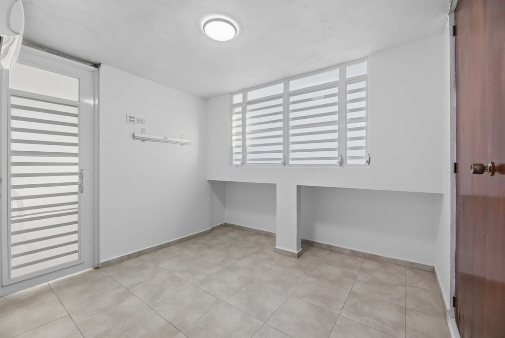 MM124, Calle Pelicano, Mansion Del Mar Toa Baja 00949 PR