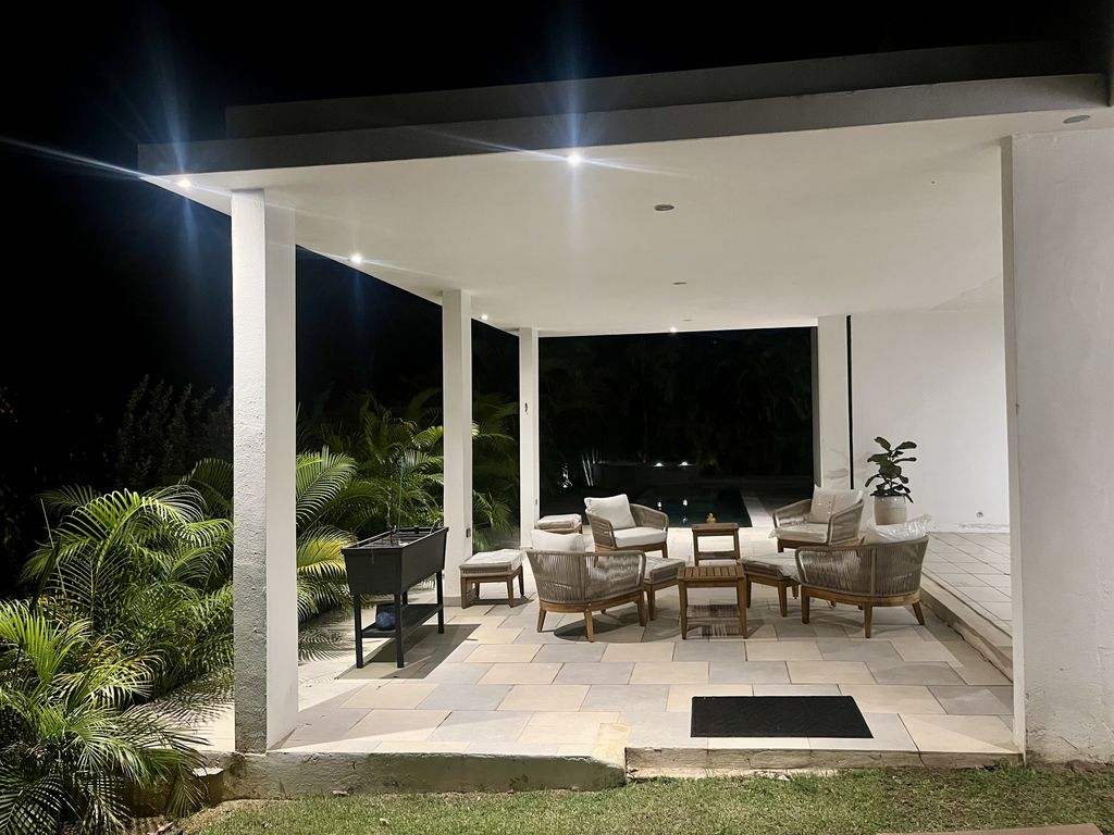 213, Neblina, Los Altos Gurabo 00778 PR