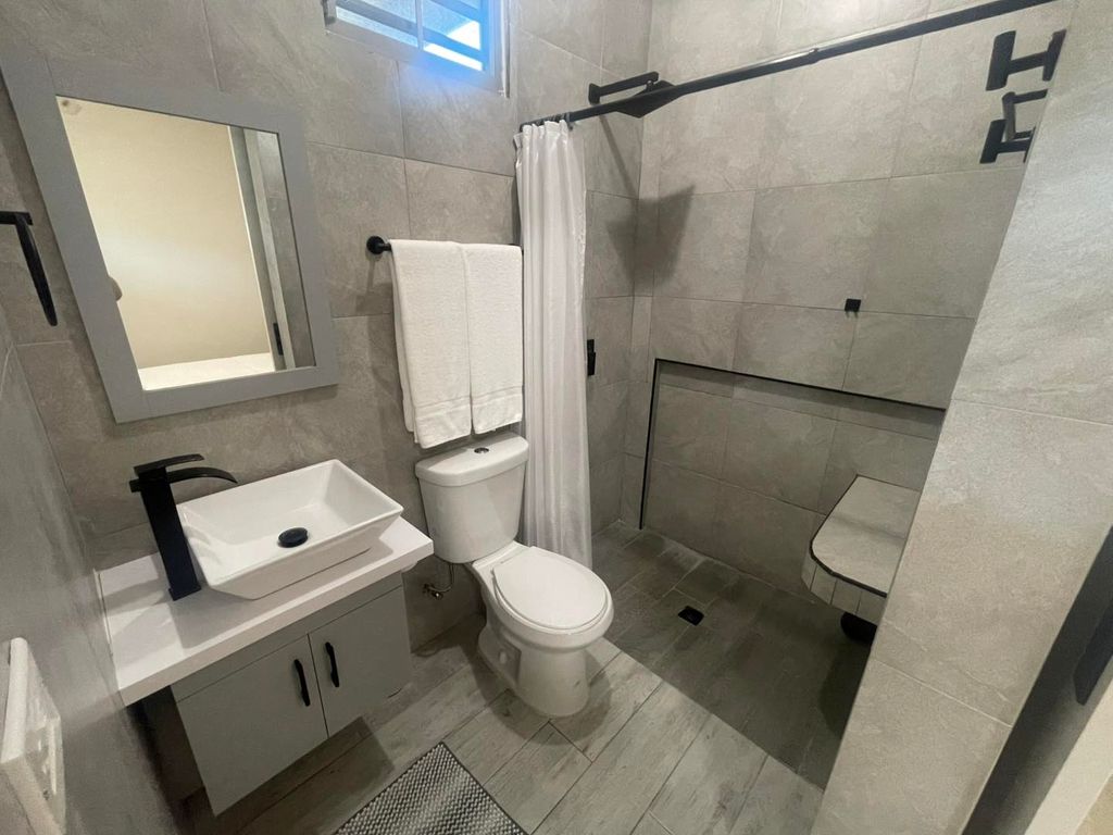 Bo. Borinquen Aguadilla 00603 PR