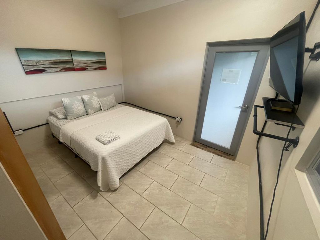 Bo. Borinquen Aguadilla 00603 PR