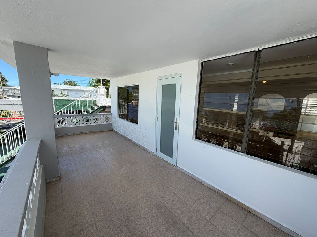 Barrio Amelia Guaynabo 00934 PR