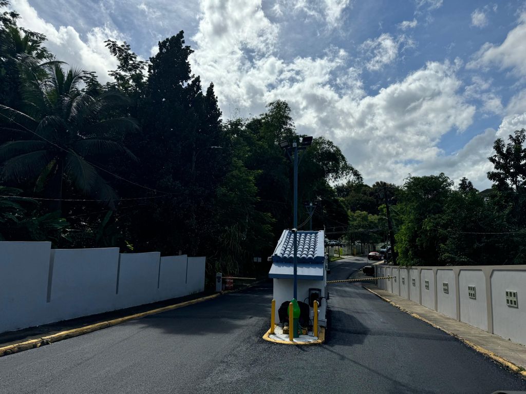 1, Calle Santa Anastacia San Juan 00926 PR